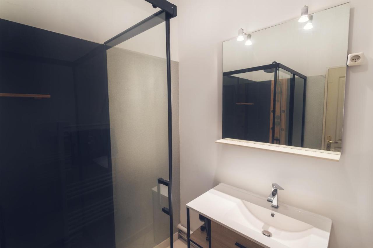 Appartement Tout Equipe Pour 6 Personnes A 15Min Des Plages Béziers Exteriér fotografie