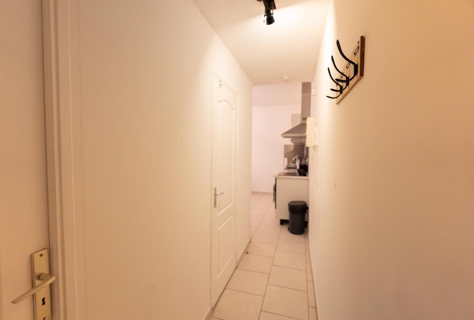 Appartement Tout Equipe Pour 6 Personnes A 15Min Des Plages Béziers Exteriér fotografie
