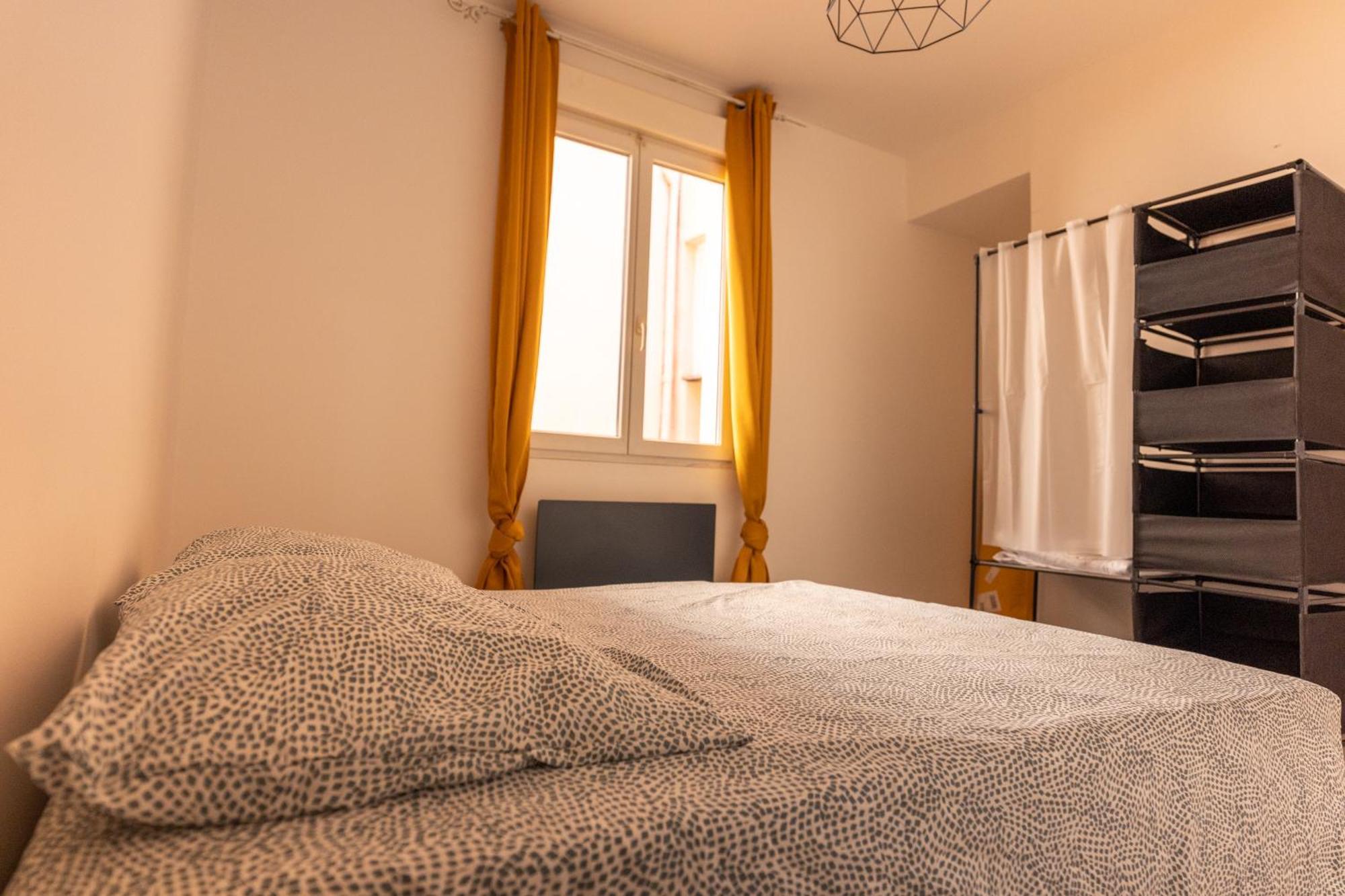 Appartement Tout Equipe Pour 6 Personnes A 15Min Des Plages Béziers Exteriér fotografie